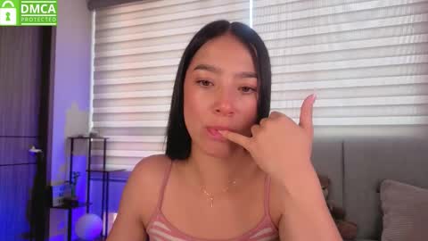 Sophie  online show from January 13, 2:43 pm