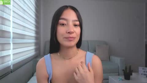 Snapshot of sophie_bbs chatting on October 10, 3:28 pm Sophie online show from October 10, 3:28 pm