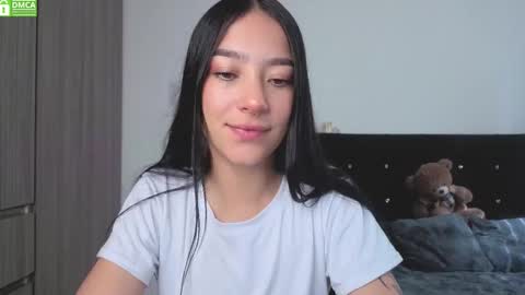 Snapshot of sophie_bbs chatting on October 1, 2:00 pm Sophie online show from October 1, 2:00 pm