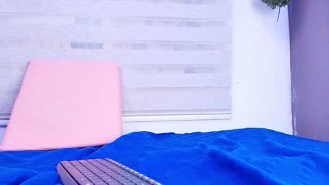 sophie online show from September 10, 1:44 pm