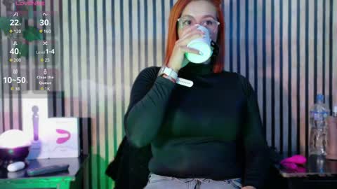 sophie_new25 online show from September 22, 12:25 pm