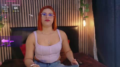 sophie_new25 online show from September 17, 12:25 pm