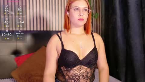 sophie_new25 online show from October 14, 12:19 pm