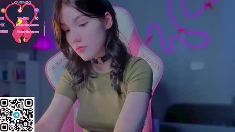 sophie_nomenal_ online show from February 20, 11:34 am