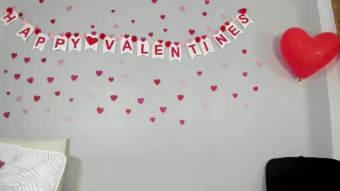 sophie_w1 online show from February 17, 12:37 pm