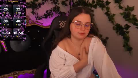 sophieedreams online show from October 23, 3:18 pm