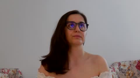 Snapshot of sophieerain chatting on September 16, 2:25 pm Sophie Rain online show from September 16, 2:25 pm