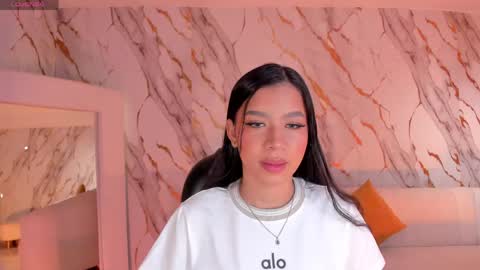 Sophie Houston online show from May 28, 3:59 am
