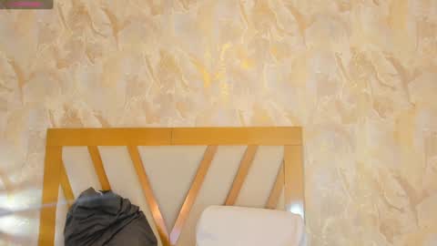 Sophie online show from January 19, 12:50 pm