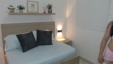 Snapshot of soy_mariana_ chatting on January 22, 2:26 am M A R I A N A online show from January 22, 2:26 am