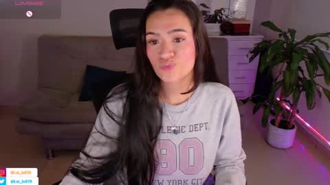 Luisa    online show from February 20, 11:10 pm