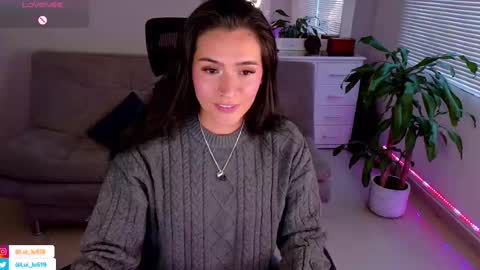 Luisa    online show from February 11, 10:50 pm