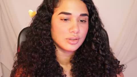 You want to talk to me more personal follow me in My Channel VIP  50 the discount       online show from February 18, 10:25 pm