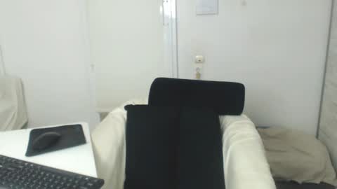 Snapshot of spicemint chatting on February 17, 3:55 pm Carla online show from February 17, 3:55 pm