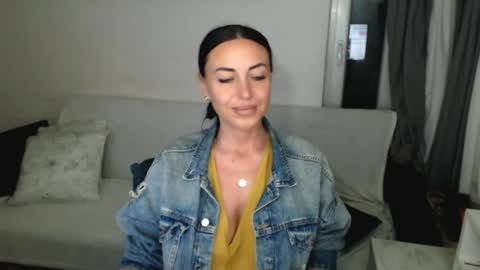 Carla online show from June 2, 6:31 pm