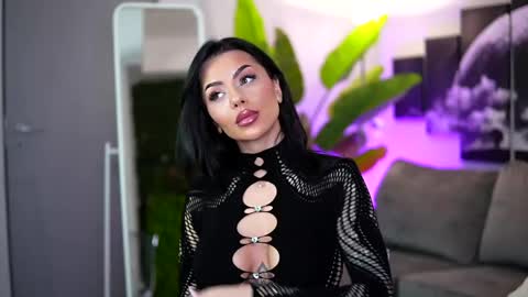 Spicy Maple online show from February 23, 7:35 pm