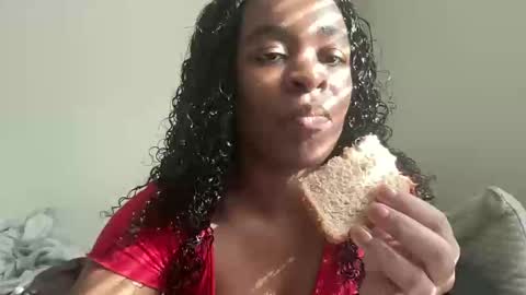 Snapshot of spinprincess_ chatting on February 3, 7:31 pm Spinerina online show from February 3, 7:31 pm
