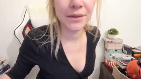 FREE ONLY FANSy online show from February 12, 8:07 pm