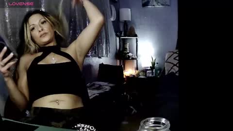 spitfire4367 online show from October 4, 12:44 pm