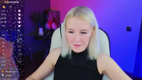 Snapshot of springajara chatting on October 16, 8:28 am Vetta online show from October 16, 8:28 am