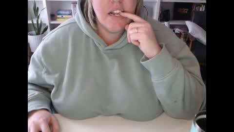 Messi Jessi online show from March 5, 4:24 pm