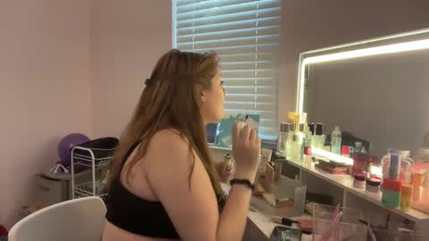 sstellar online show from January 14, 2:11 pm