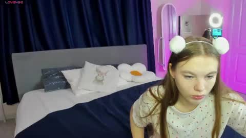 Stormy online show from June 28, 3:02 am