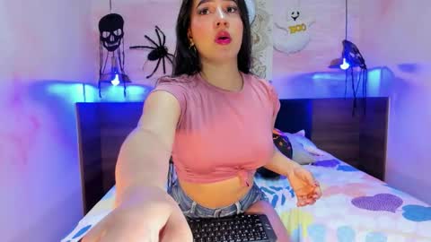 STAAR HOT online show from October 29, 11:47 am