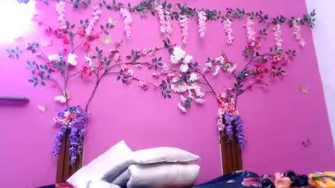 alejandra online show from June 24, 7:57 pm