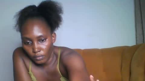 Snapshot of stargirl880271 chatting on February 18, 4:38 pm isha online show from February 18, 4:38 pm