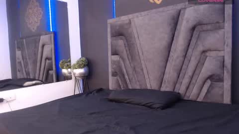 Stefany Brown online show from February 6, 11:42 am