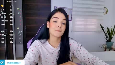 Stefany online show from June 7, 9:43 pm