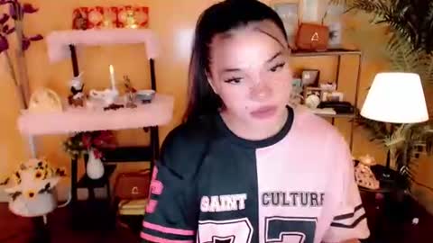 Stella sweet online show from January 18, 9:49 am