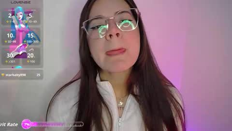 Snapshot of stepha_sweet chatting on September 20, 1:05 am Emma online show from September 20, 1:05 am