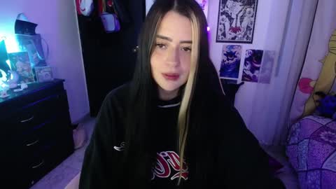 Snapshot of stephani_rousso chatting on September 12, 10:28 pm joha cosmo online show from September 12, 10:28 pm