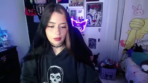 Snapshot of stephani_rousso chatting on March 4, 7:54 pm joha cosmo online show from March 4, 7:54 pm