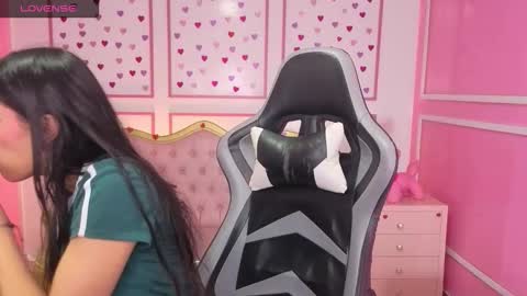 Stephania online show from September 15, 11:40 am