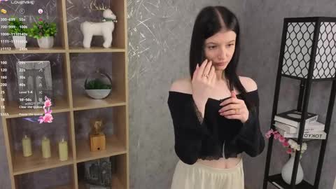 Amelia online show from April 30, 1:55 am