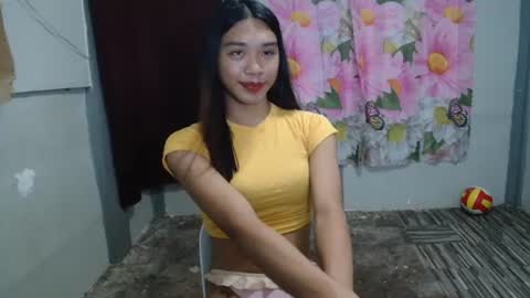in a world full of sadness why you dont invite me to fvck you online show from June 14, 5:52 am