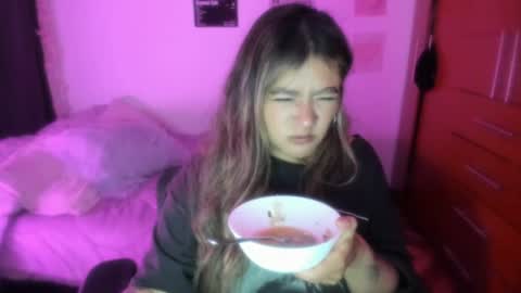 Stephanie  online show from April 21, 3:35 am