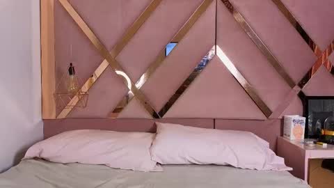 Snapshot of stephany_grand chatting on September 15, 4:58 pm stephany_grand online show from September 15, 4:58 pm