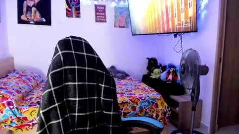 Snapshot of stephany_uwu chatting on January 28, 1:08 am Stephany independient model online show from January 28, 1:08 am