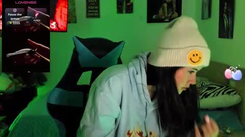 Snapshot of stephany_uwu chatting on February 16, 1:05 am Stephany independient model online show from February 16, 1:05 am