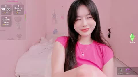 strawberry_loveee online show from September 27, 4:36 pm