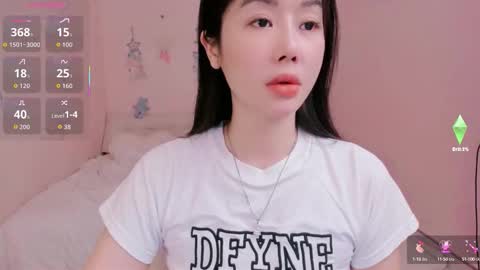 strawberry_loveee online show from September 26, 3:53 pm