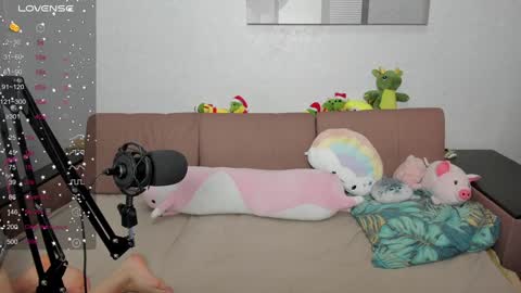 Snapshot of streis_mua chatting on January 30, 1:55 am Streis  open pvt online show from January 30, 1:55 am