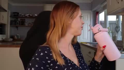 Amorina online show from September 22, 1:53 pm