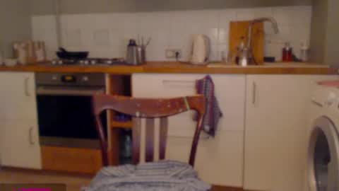 Cassie online show from December 4, 7:36 pm