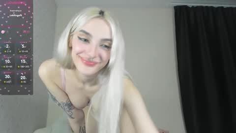 Snapshot of succubantra chatting on October 6, 3:07 pm Chloe online show from October 6, 3:07 pm