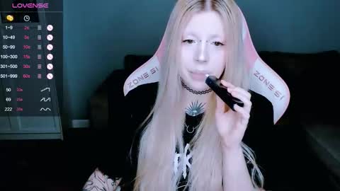 succubus_leslie online show from October 24, 11:23 pm
